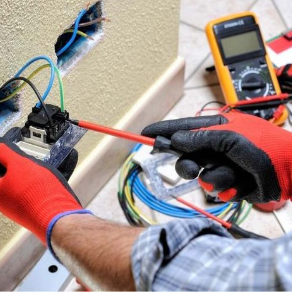 كهربائي الطائف الموثوق – خدمات كهرباء سريعة وآمنة 24 ساعة 2 صيانة كهرباء الطائف